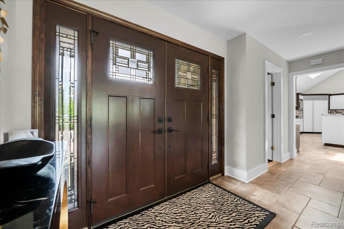 3816 West Maple Road Bloomfield Hills, MI 48301 - Photo 7 of 78 3816 W Maple_07.jpg