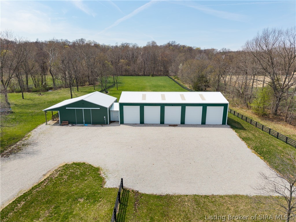 3995 Edwardsville Galena Road Georgetown, IN 47122 - Photo 3 of 17 Gallery Image 3