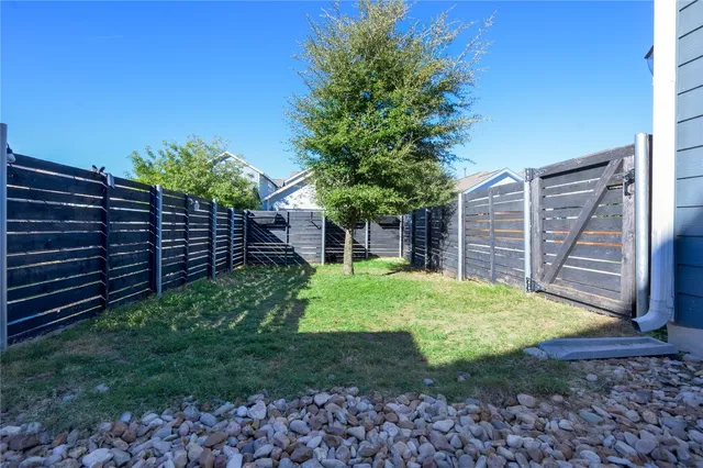 $2,400 | 9000 Cattle Baron Path, Austin, TX 78747