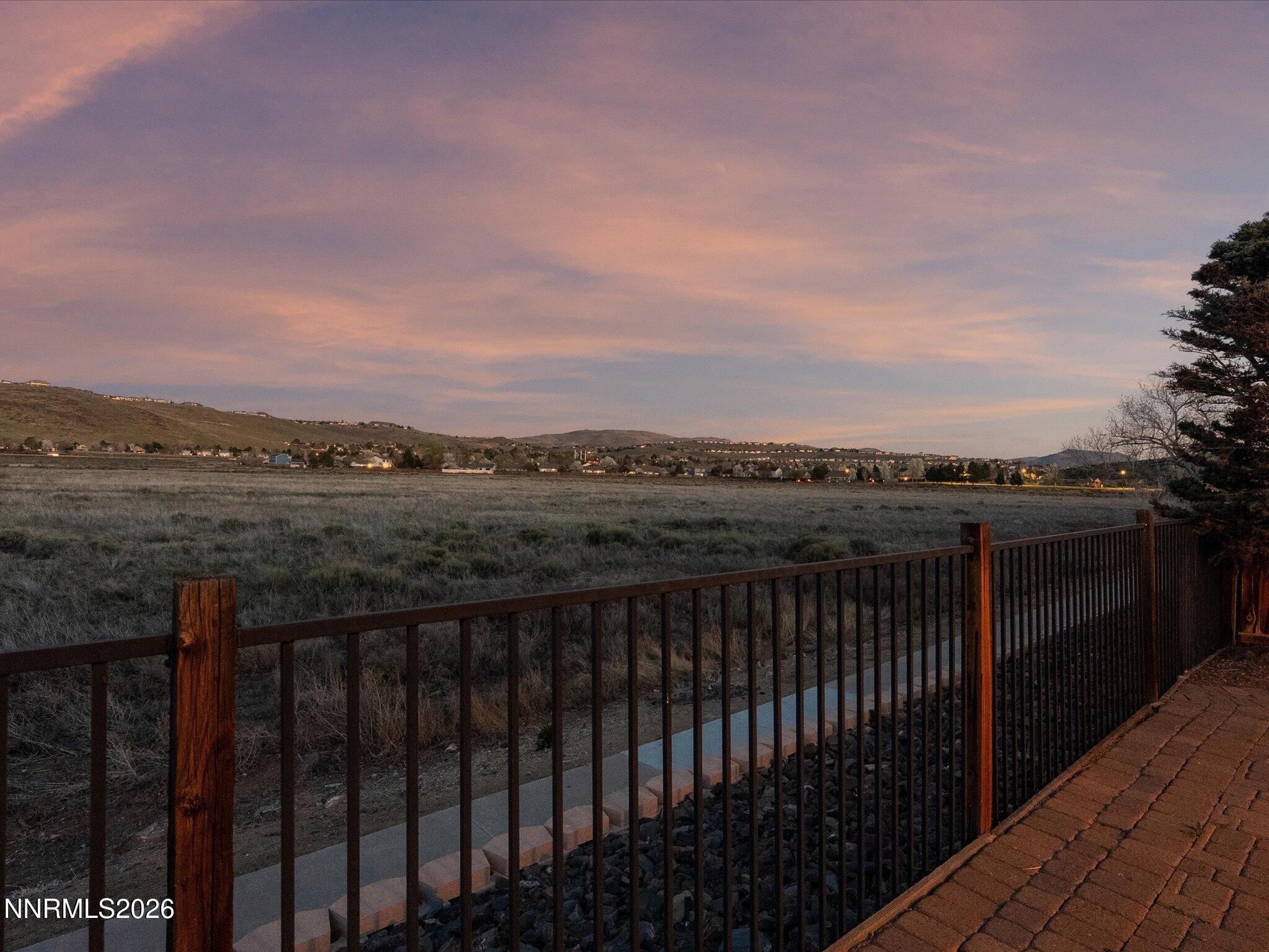 5570 Knoll View Way Sparks, NV 89436 - Photo 11 of 69 78-Twilights-116