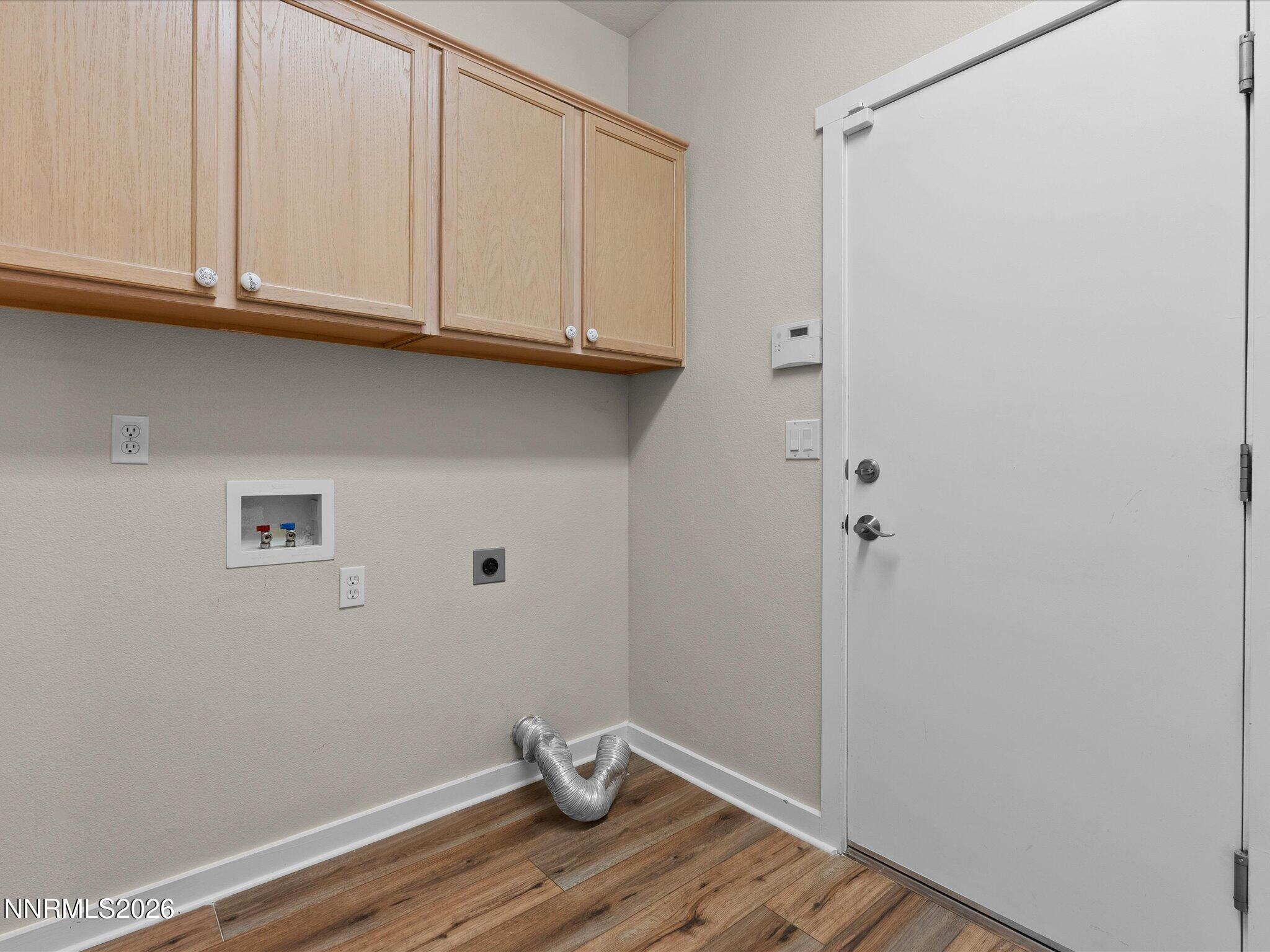 5570 Knoll View Way Sparks, NV 89436 - Photo 49 of 69 a view of cupboard