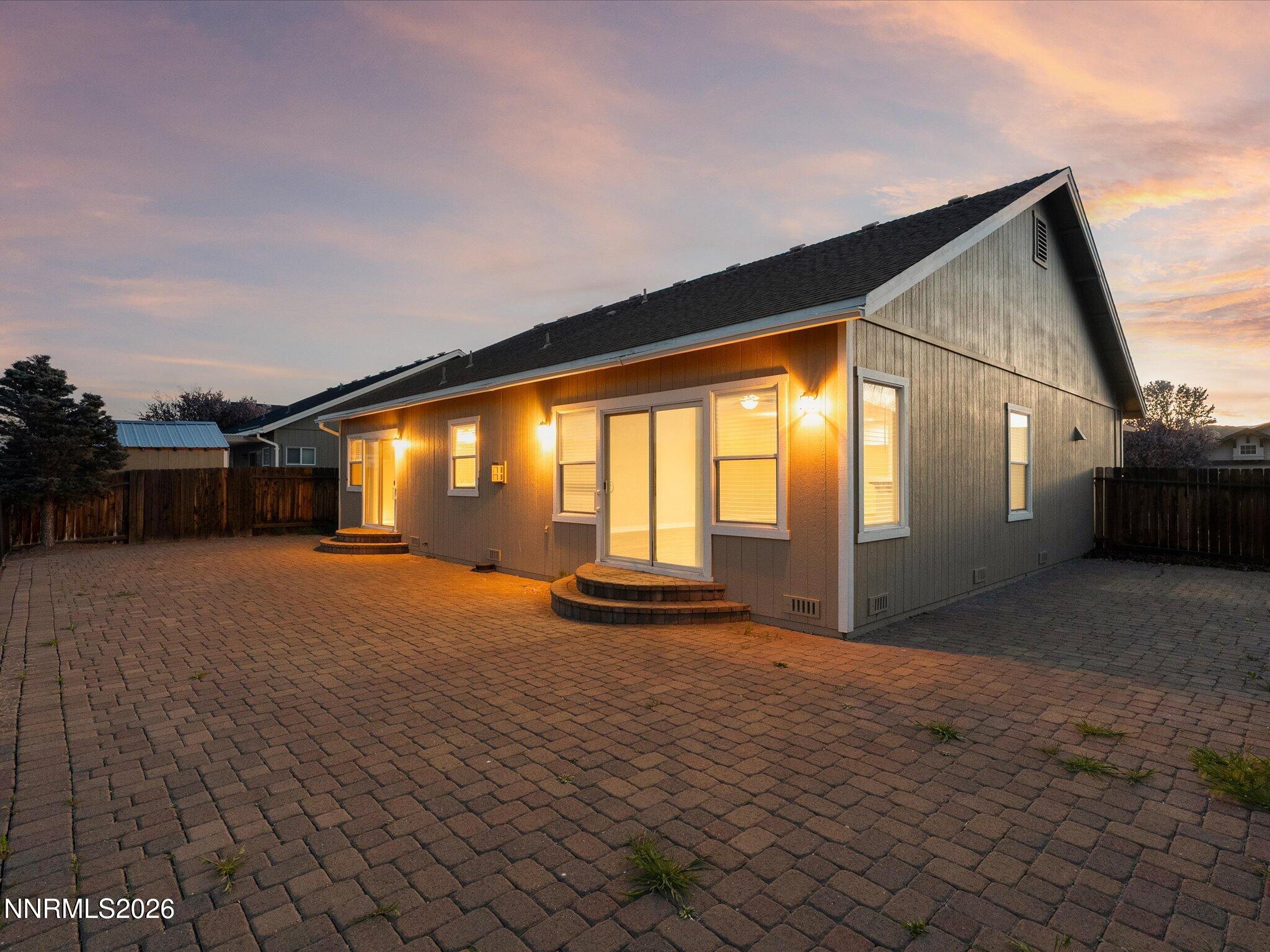 5570 Knoll View Way Sparks, NV 89436 - Photo 6 of 69 73-Twilights-111