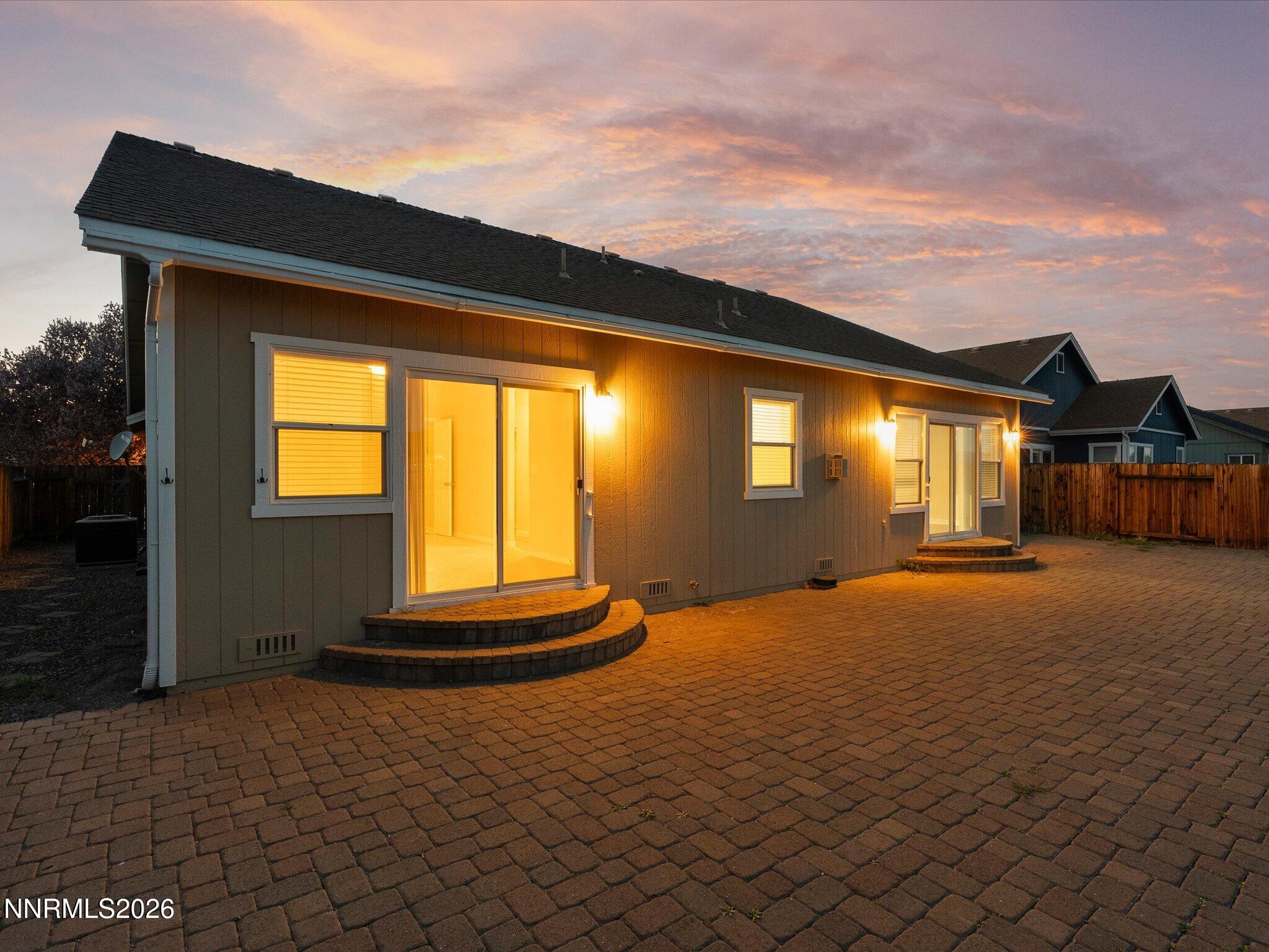 5570 Knoll View Way Sparks, NV 89436 - Photo 7 of 69 74-Twilights-112