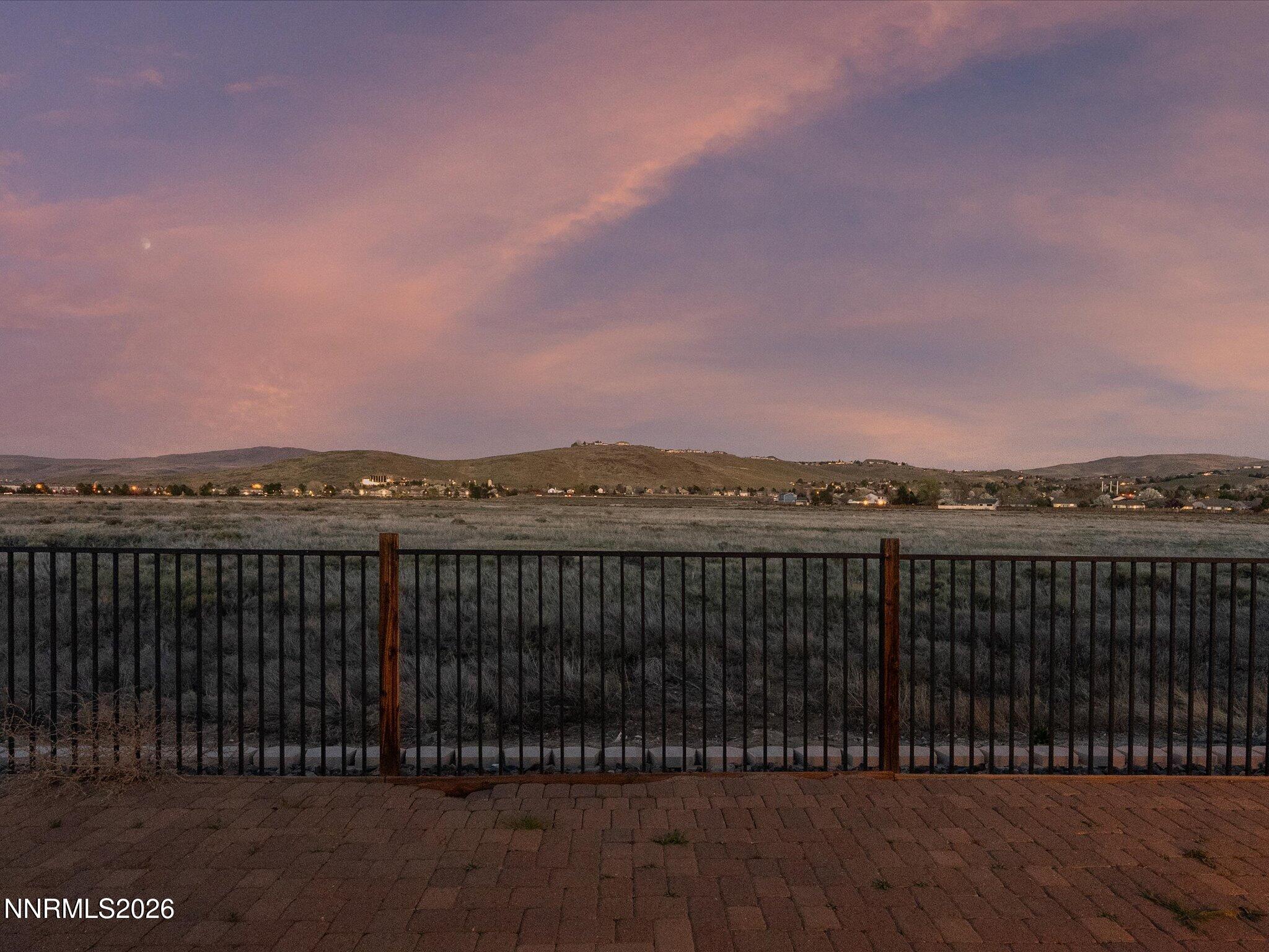 5570 Knoll View Way Sparks, NV 89436 - Photo 10 of 69 77-Twilights-115