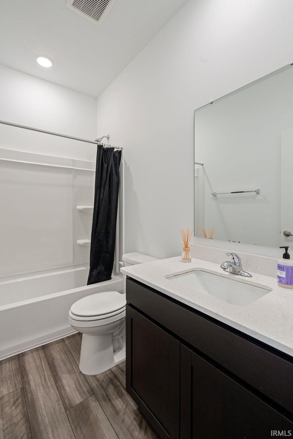 2136 Upland Ridge Way Kokomo, IN 46902 - Photo 14 of 35 Gallery Image 14