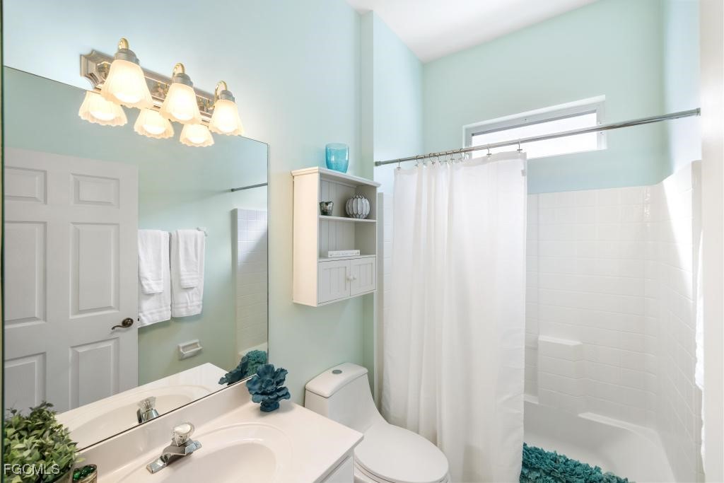 2076 Oxford Ridge Circle Lehigh Acres, FL 33973 - Photo 8 of 49