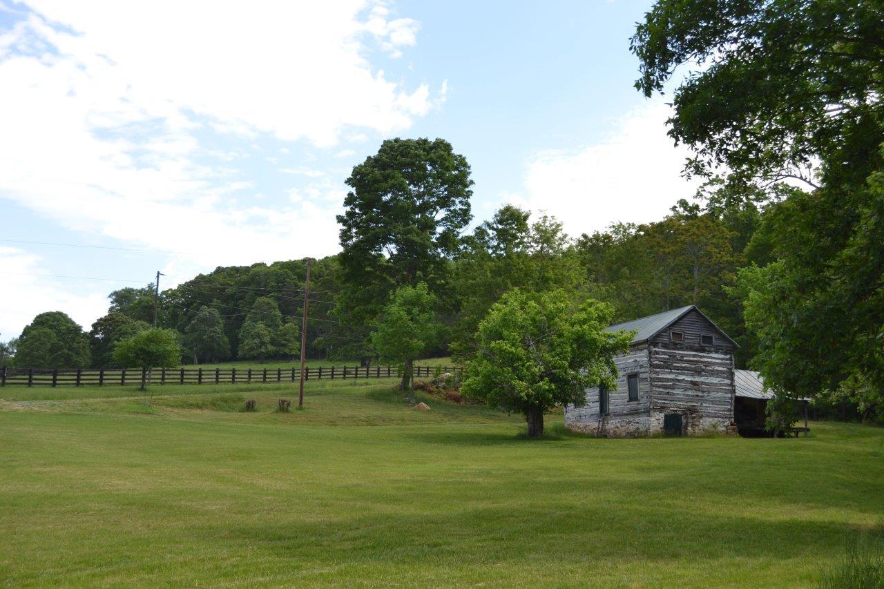 2278 Solitude Road Buchanan, VA 24066 - Photo 13 of 46 DSC_0374
