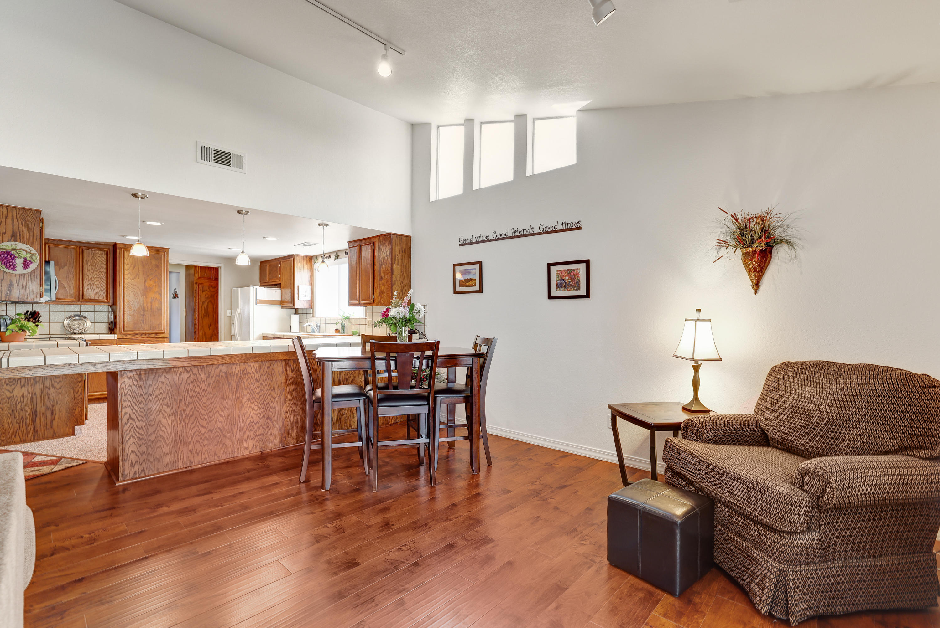 809 West Walnut Street Exeter, CA 93221 - Photo 8 of 63 D50A1815_6_7