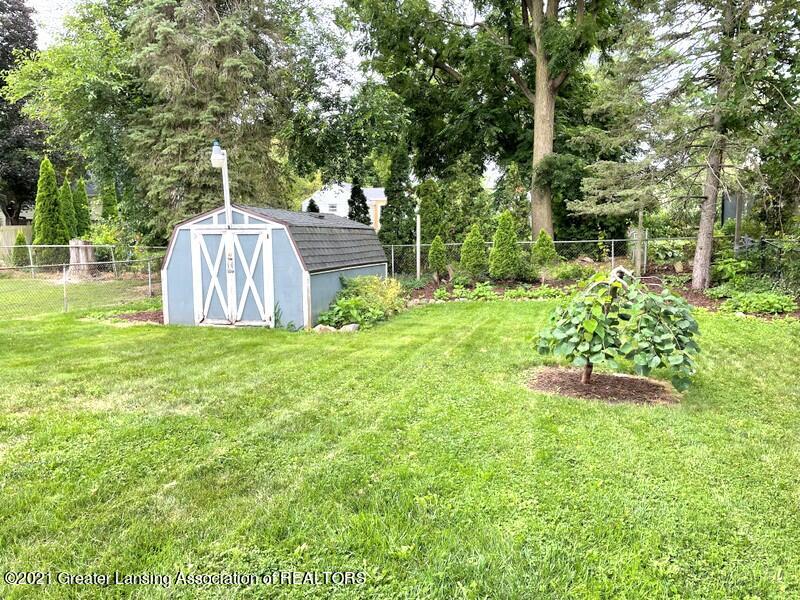 2121 Riverside Court Lansing, MI 48906 - Photo 34 of 34 30-001