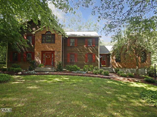 22 Horseshoe Ridge Road Newtown, CT 06482 - Photo 1 of 1