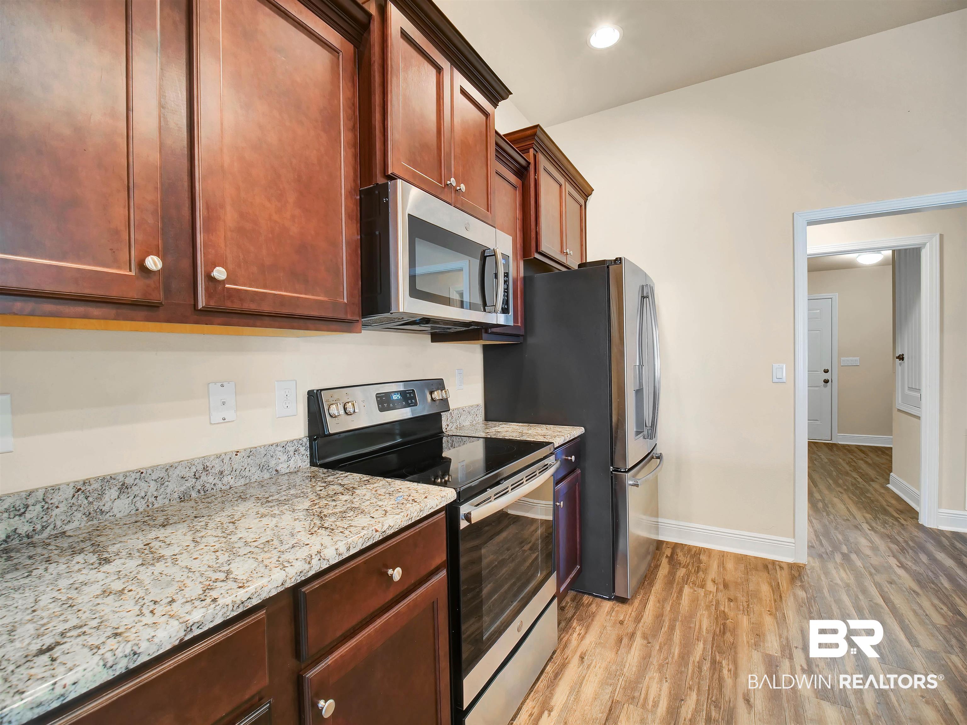 737 Edinburgh Avenue Foley, AL 36535 - Photo 18 of 34