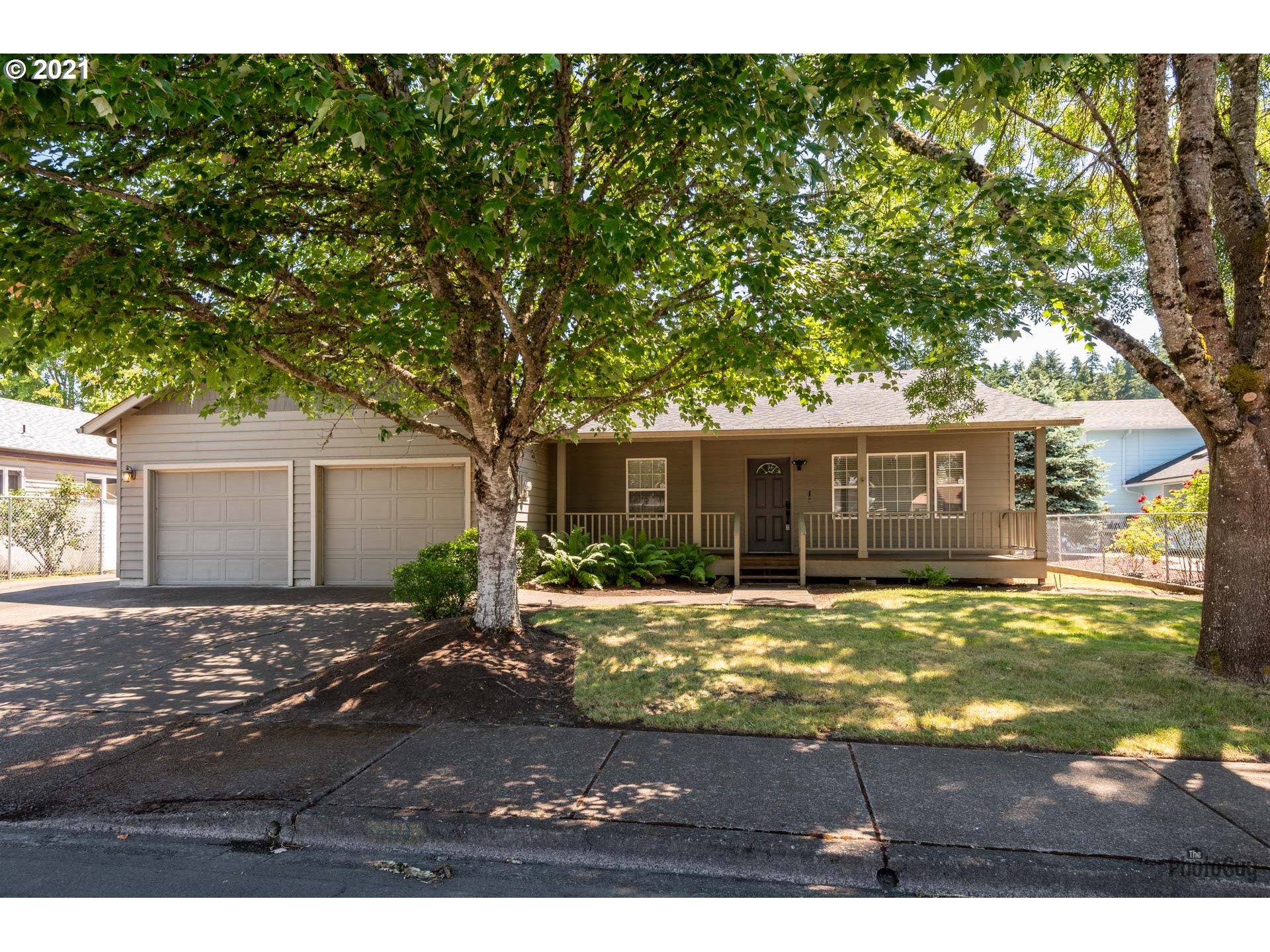 887 South 46th Street Springfield, OR 97478 - Photo 1 of 32 Gallery Image 1