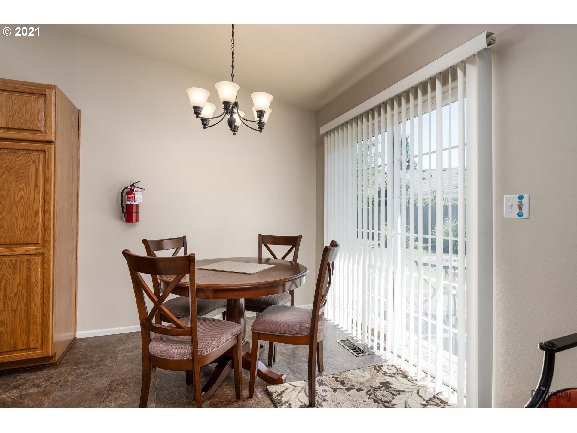 887 South 46th Street Springfield, OR 97478 - Photo 13 of 32 Gallery Image 13