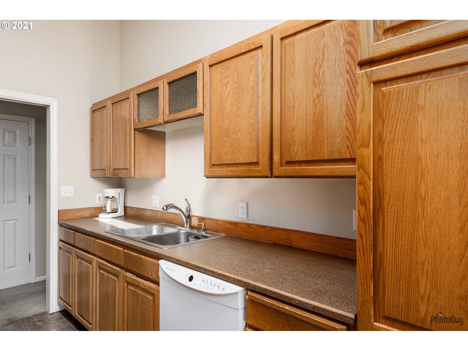 887 South 46th Street Springfield, OR 97478 - Photo 17 of 32 Gallery Image 17