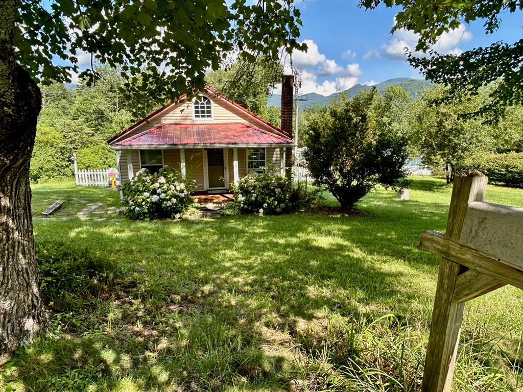 136 West Vineyard Road Hayesville, NC 28904 - Photo 1 of 19 Main View