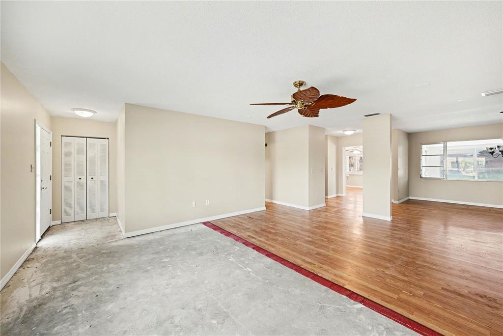 1806 El Rancho Drive Sun City Center, FL 33573 - Photo 6 of 25