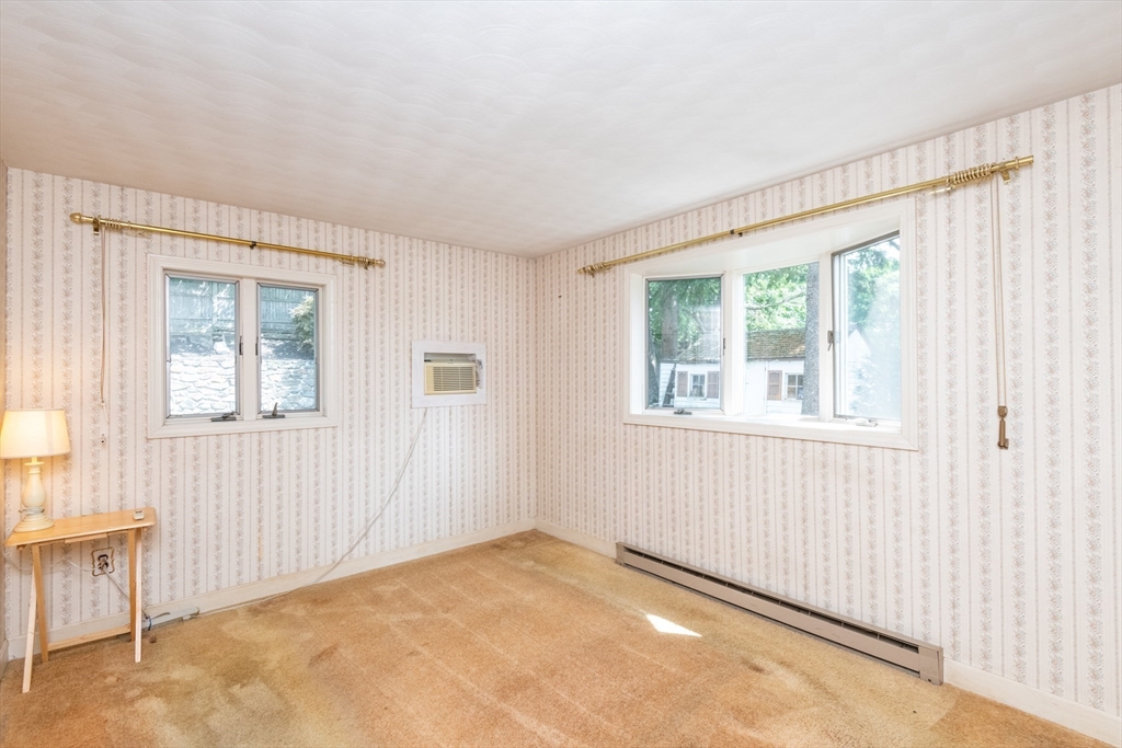 32 Murray Street Peabody, MA 01960 - Photo 16 of 37