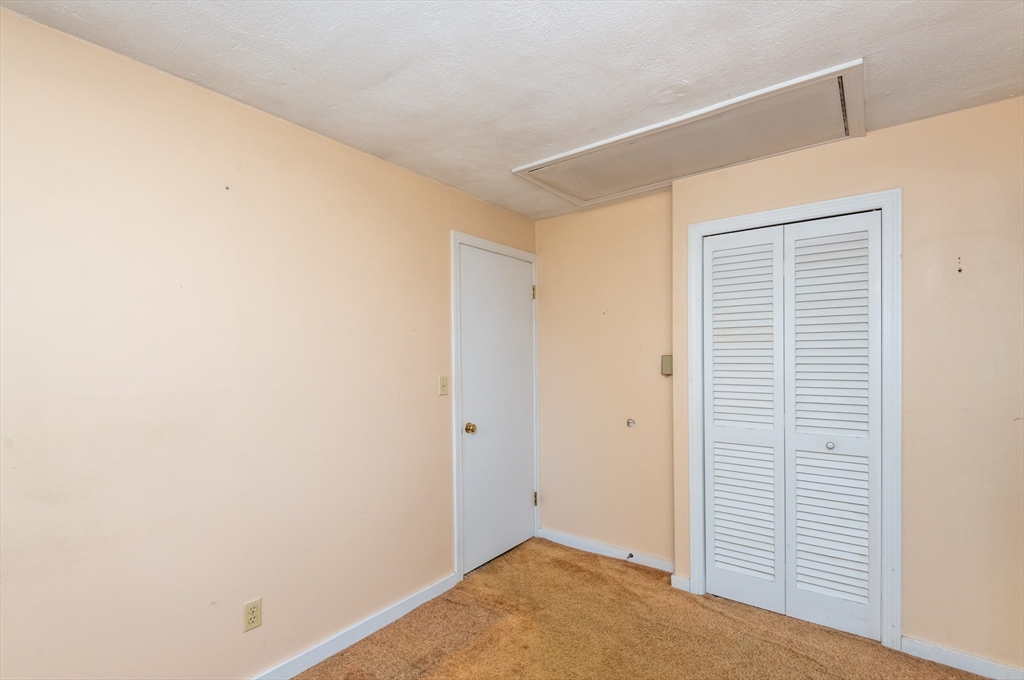 32 Murray Street Peabody, MA 01960 - Photo 23 of 37