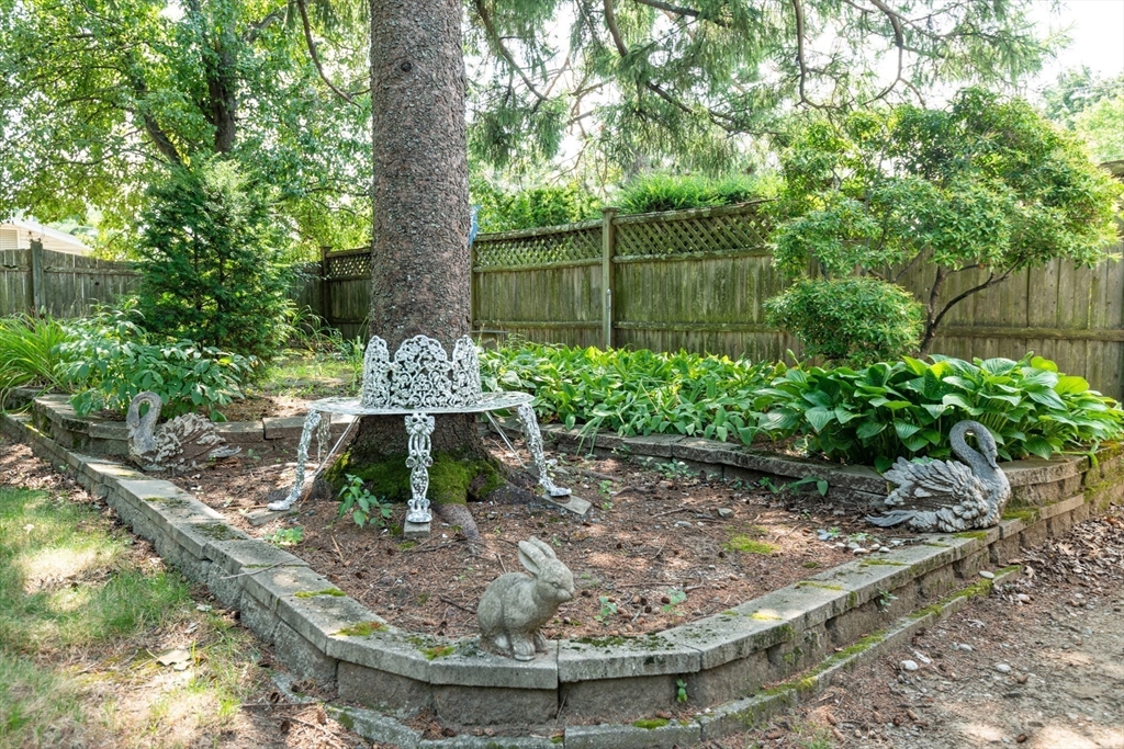 32 Murray Street Peabody, MA 01960 - Photo 31 of 37