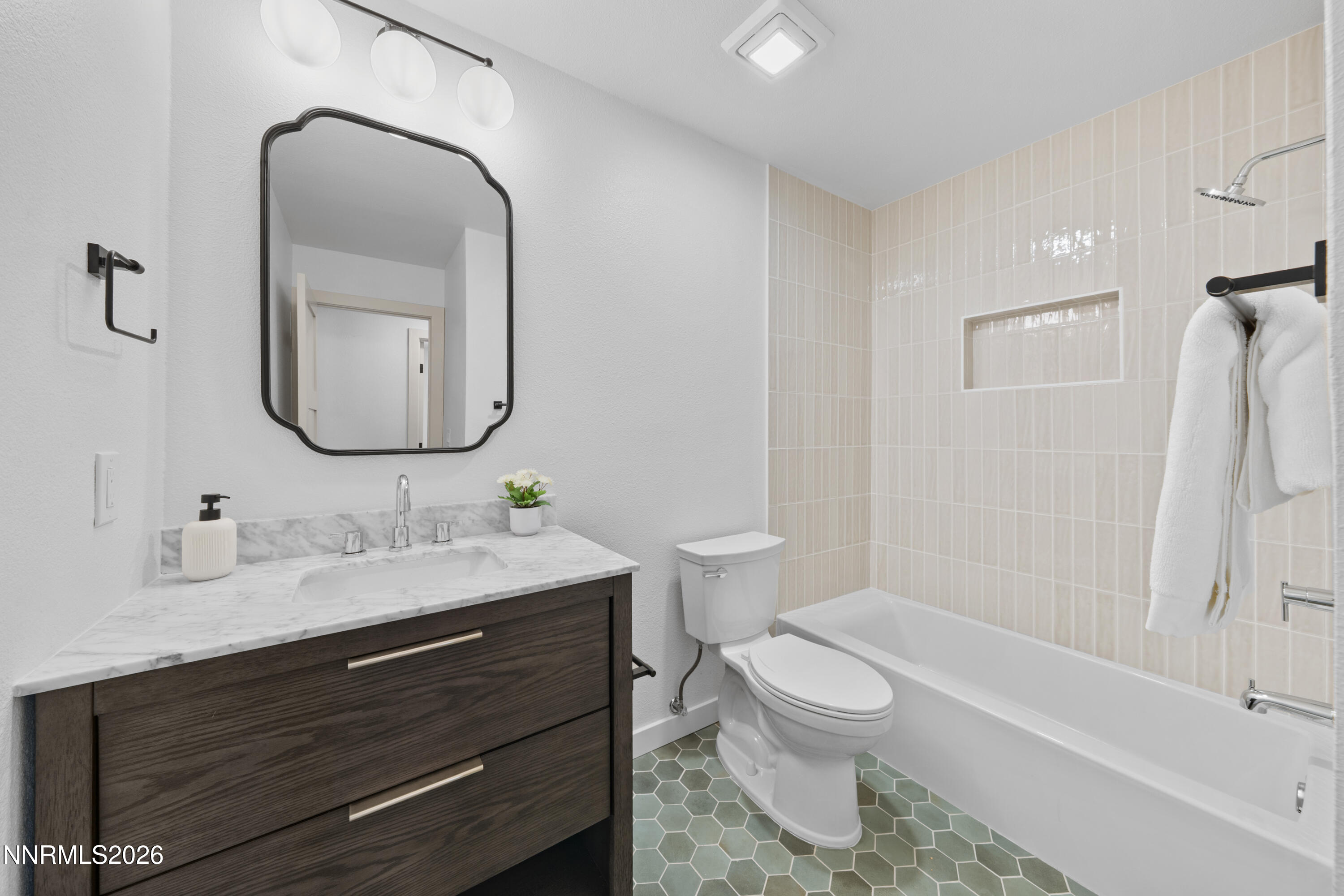 3355 Bowie Road Reno, NV 89503 - Photo 7 of 36 A7V01891