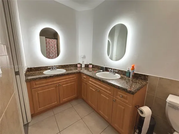 $1,800 | 3859 Coral Tree Circle, Unit 308, Coconut Creek, FL 33073