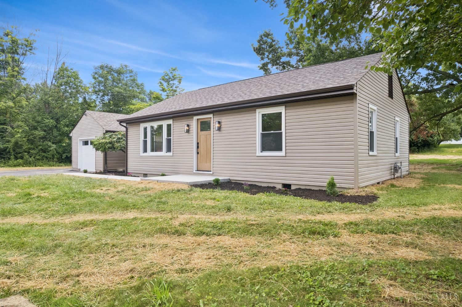 102 Chapel Road Amelia, OH 45102 - Photo 2 of 29