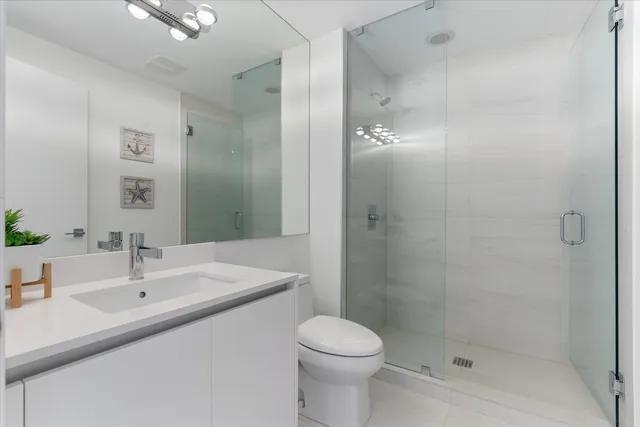 a view of a hallway with a hallway