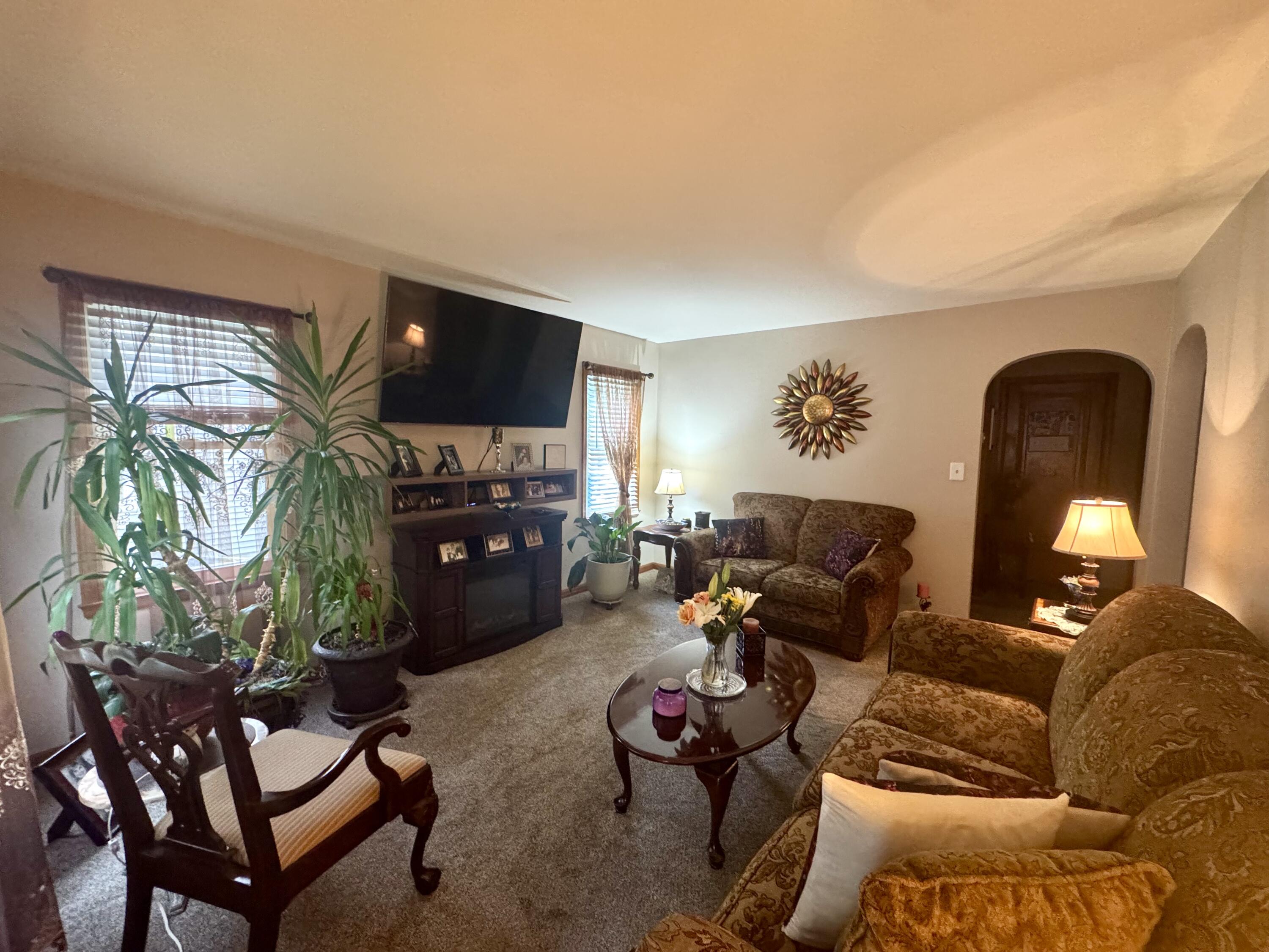 4012 Taft Road Kenosha, WI 53142 - Photo 2 of 34 Lower Living Room