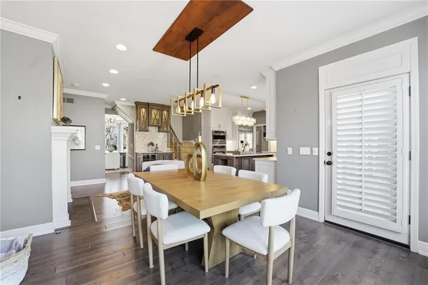 $800,000 | 9206 West 146th Place, Overland Park, KS 66221