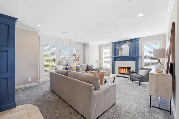 $800,000 | 9206 West 146th Place, Overland Park, KS 66221