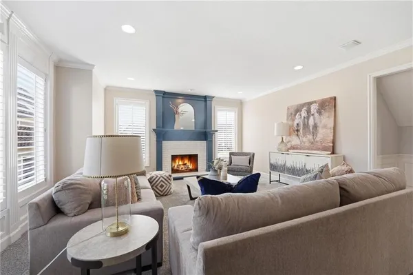 $800,000 | 9206 West 146th Place, Overland Park, KS 66221