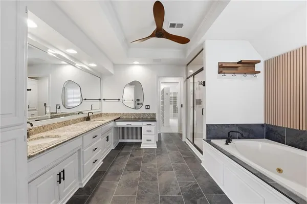 $800,000 | 9206 West 146th Place, Overland Park, KS 66221