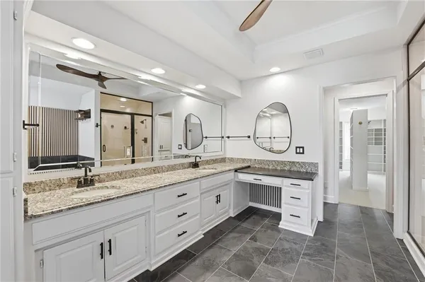$800,000 | 9206 West 146th Place, Overland Park, KS 66221