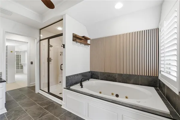 $800,000 | 9206 West 146th Place, Overland Park, KS 66221