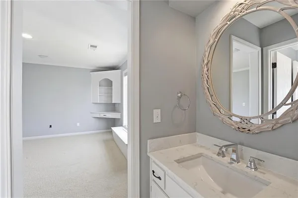 $800,000 | 9206 West 146th Place, Overland Park, KS 66221