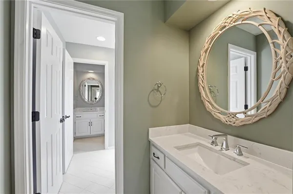 $800,000 | 9206 West 146th Place, Overland Park, KS 66221
