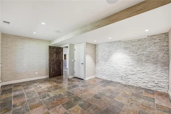 $800,000 | 9206 West 146th Place, Overland Park, KS 66221