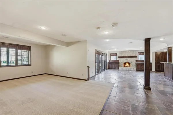 $800,000 | 9206 West 146th Place, Overland Park, KS 66221