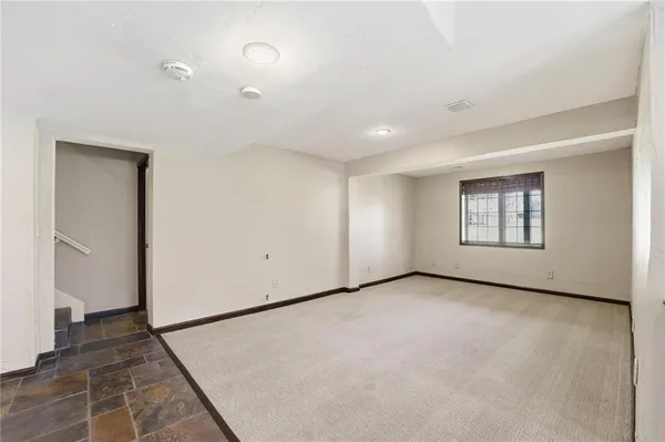 $800,000 | 9206 West 146th Place, Overland Park, KS 66221