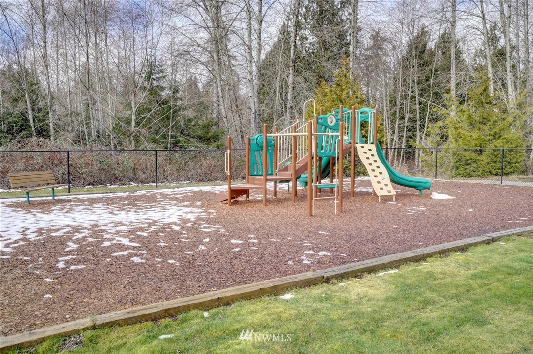 105 Maple Street Fircrest, WA 98466 - Photo 31 of 33