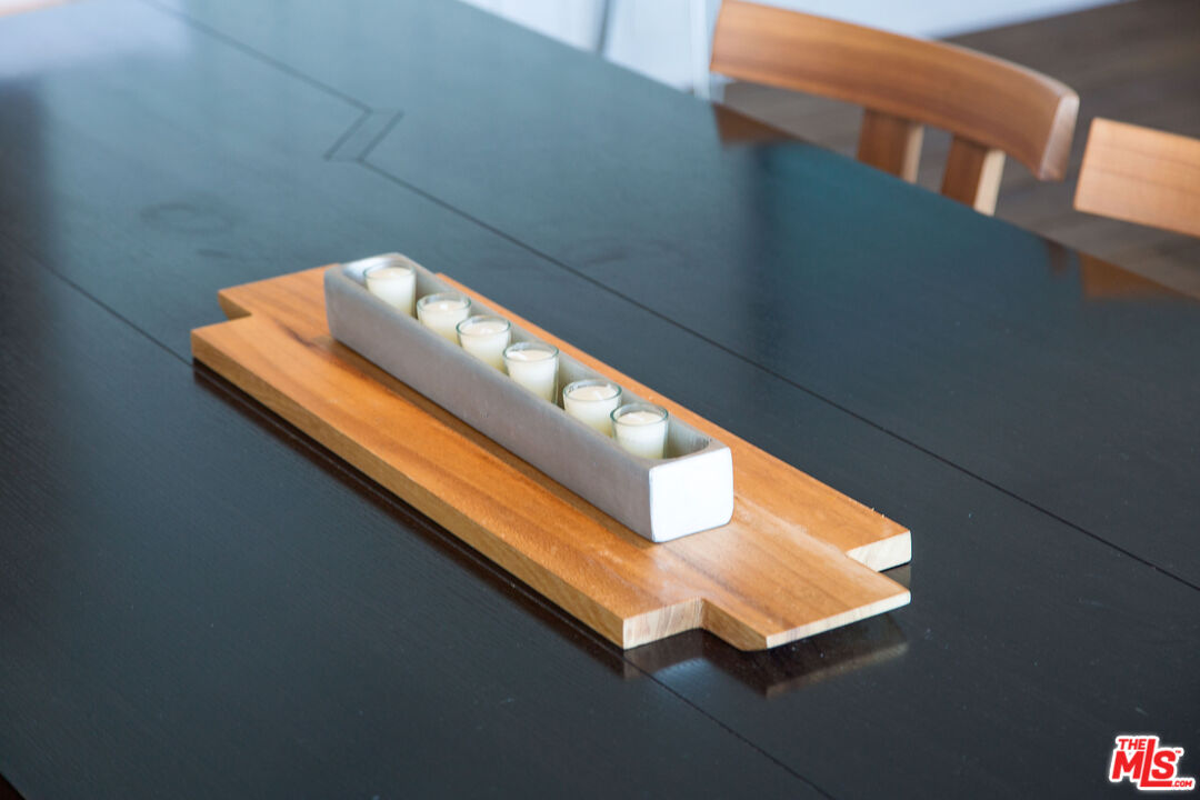 24222 Malibu Road Malibu, CA 90265 - Photo 12 of 34