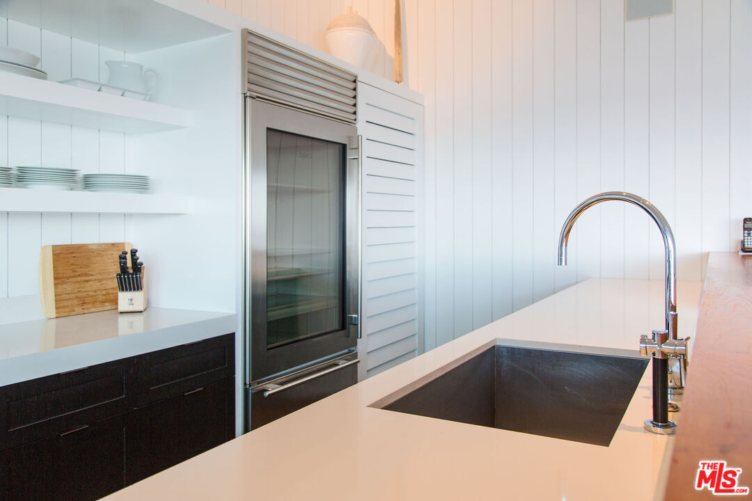 24222 Malibu Road Malibu, CA 90265 - Photo 14 of 34