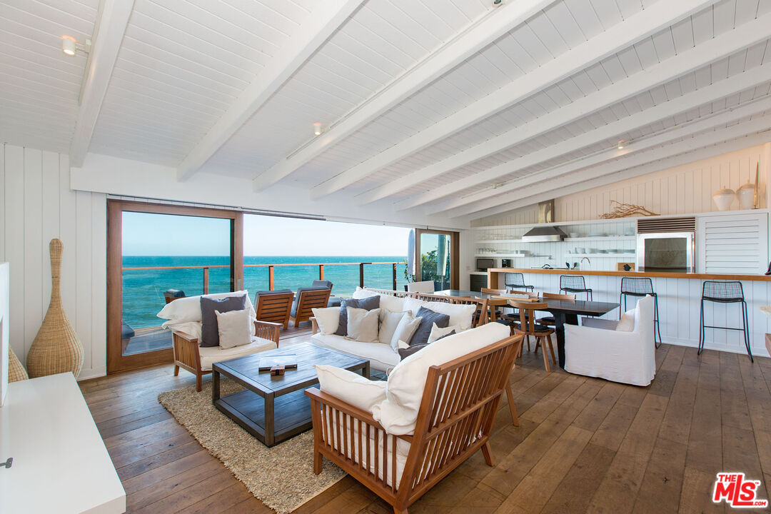 24222 Malibu Road Malibu, CA 90265 - Photo 2 of 34