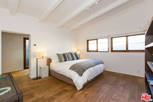 $30,000 | 24222 Malibu Road, Malibu, CA 90265