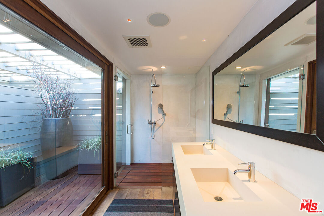 24222 Malibu Road Malibu, CA 90265 - Photo 25 of 34