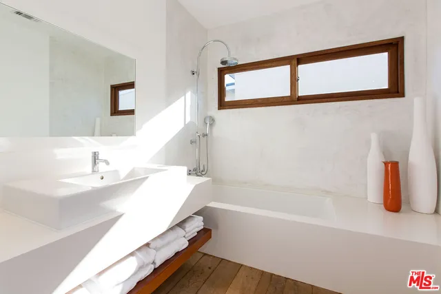 $30,000 | 24222 Malibu Road, Malibu, CA 90265