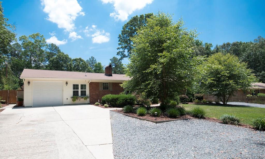 216 Forest Park Road, Unit 11 Matthews, NC 28104 - Photo 3 of 28 Gallery Image 3