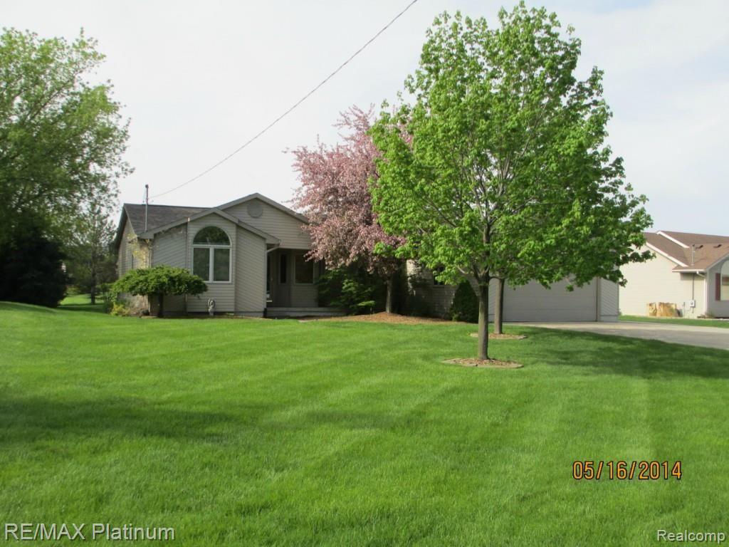 2450 Pollock Road Grand Blanc, MI 48439 - Photo 1 of 27 2450 Pollock 002.jpg