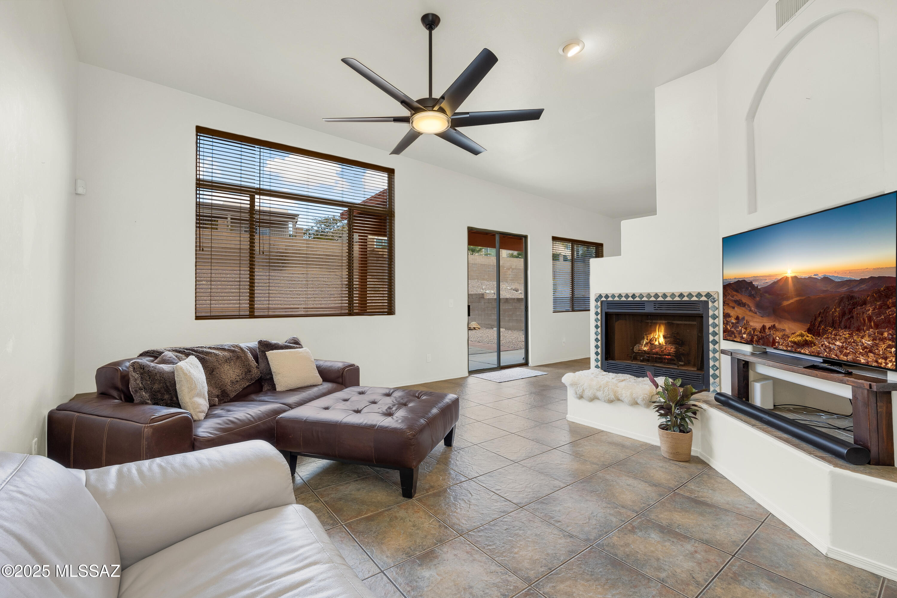 518 West Spearhead Road Tucson, AZ 85737 - Photo 1 of 26