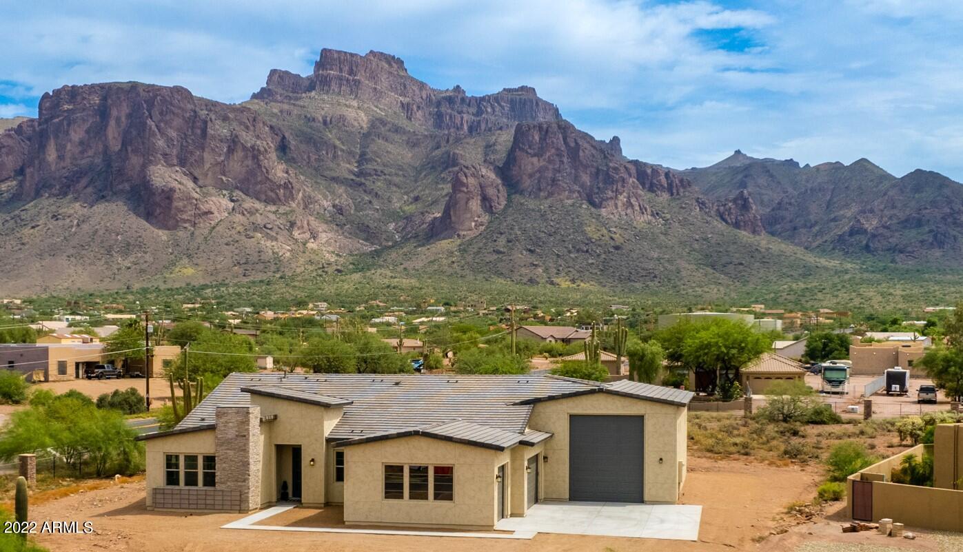 767 North Sun Road Apache Junction, AZ 85119 - Photo 8 of 64 767 S Sun Rd-69
